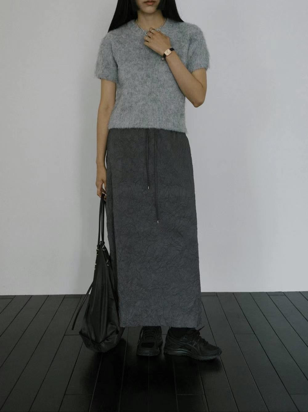 CRINKLE TEXTURED SKIRT