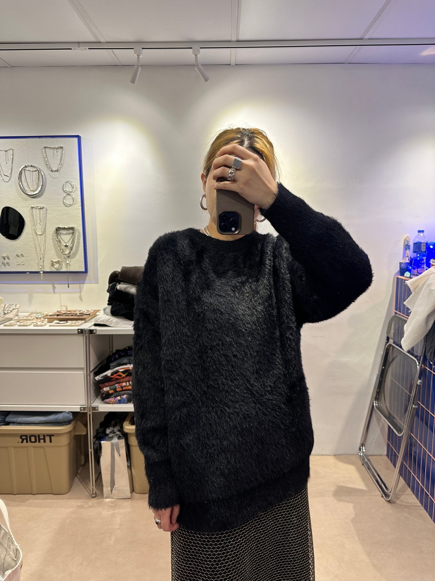 BLACK MOMO KNIT