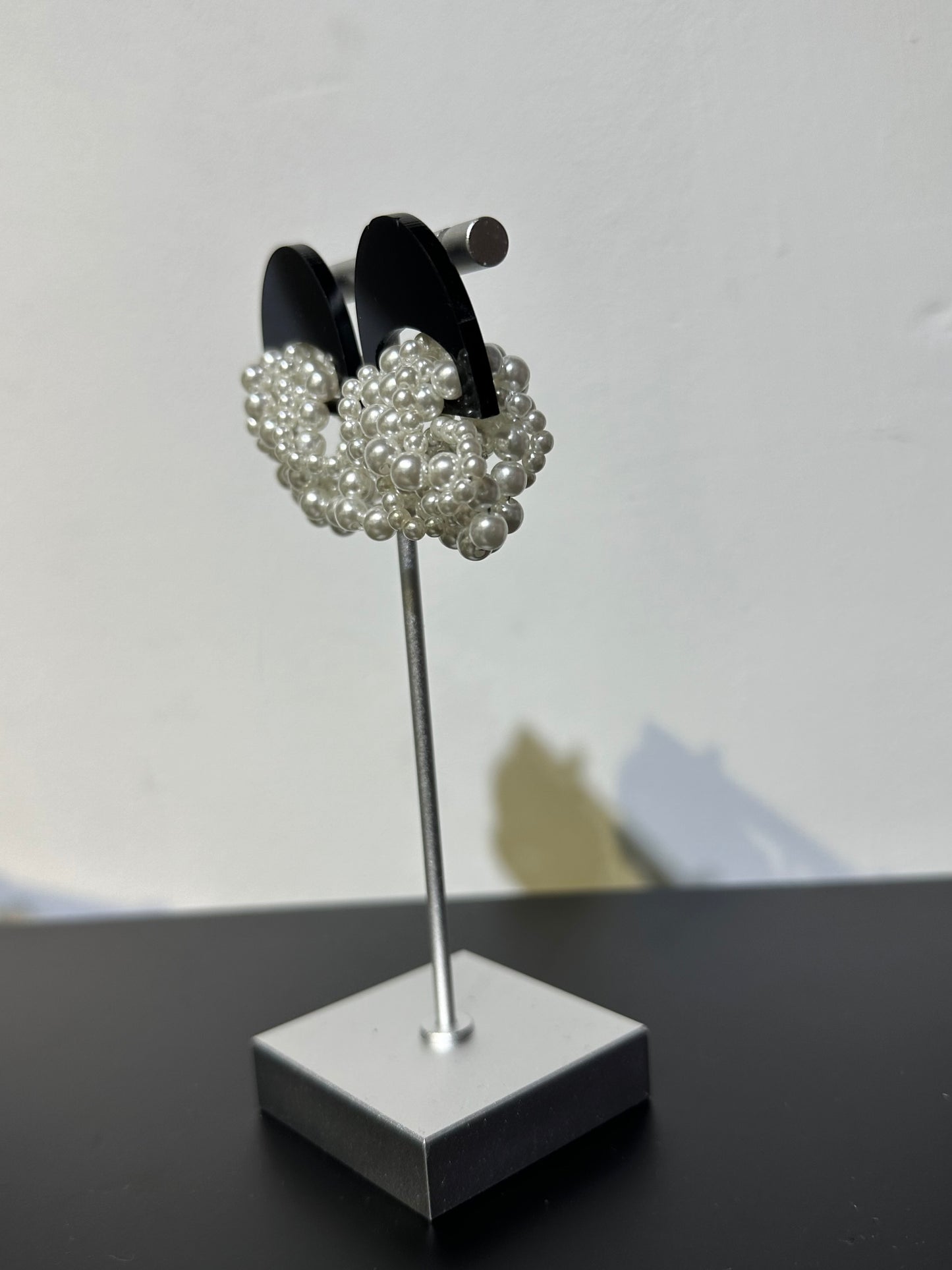 SEMICIRCLE SEED PEARL EARRINGS