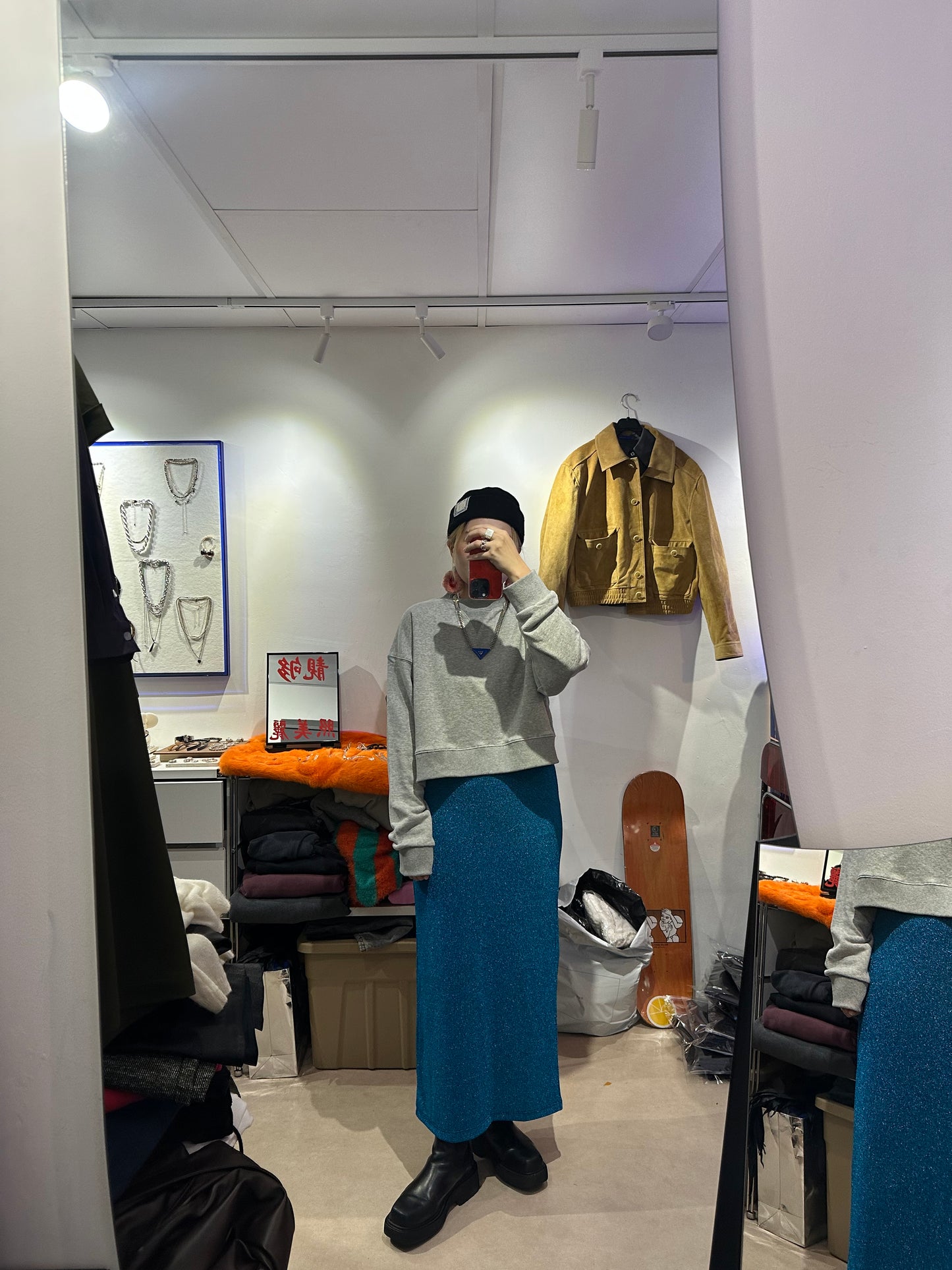 BASIC CROP SWEATER