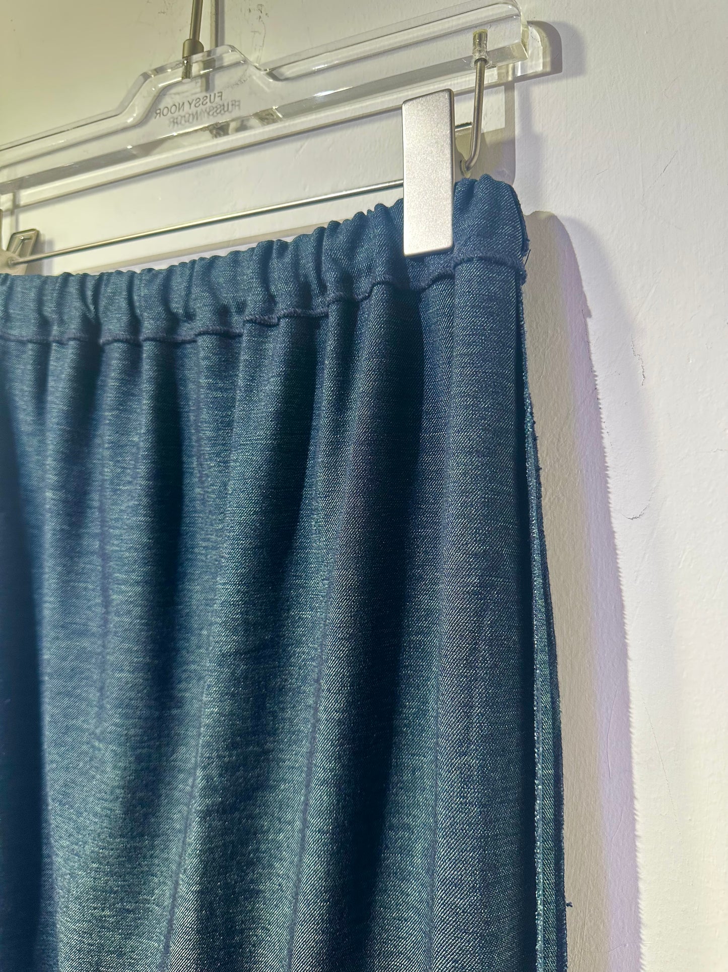 • FUSSY MADE • IMITATION DENIM SLENDER SKIRT