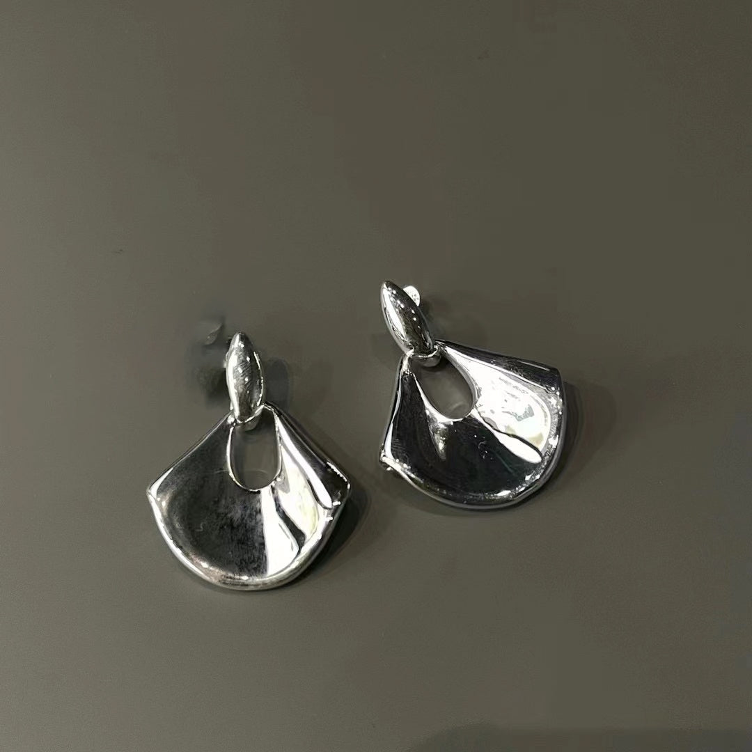 925 SECTOR SHAPED EARRINGS