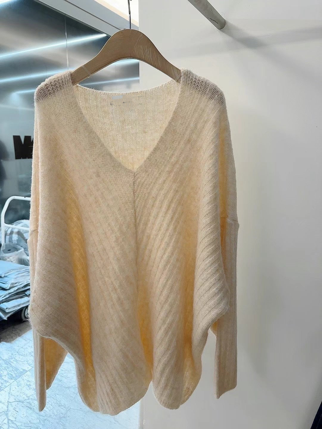 !!! EARLYBIRD - SPECIAL OFFER until Sunday!!! WIDE RIBBED V NECK KNIT