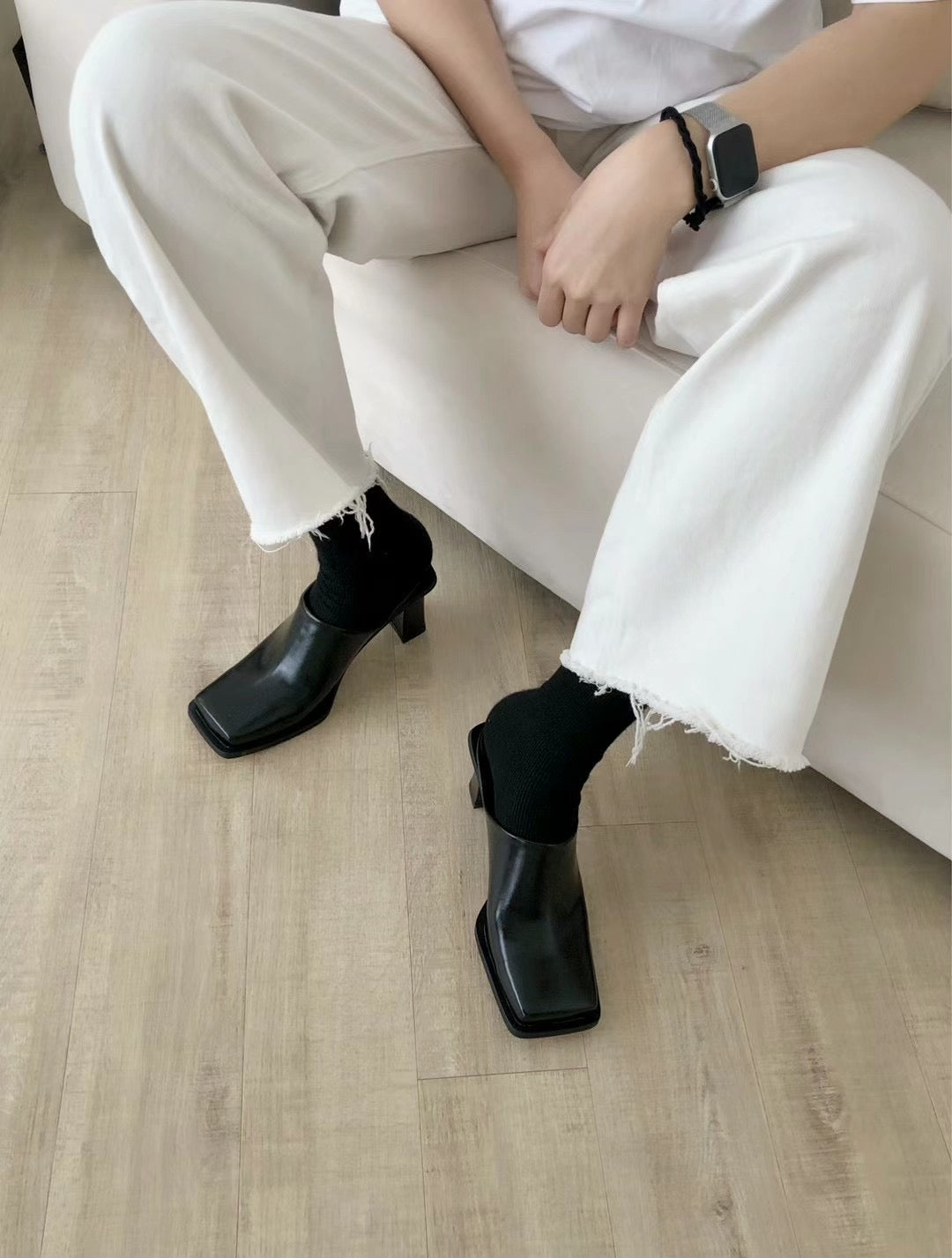 SQUARE TOED MULES