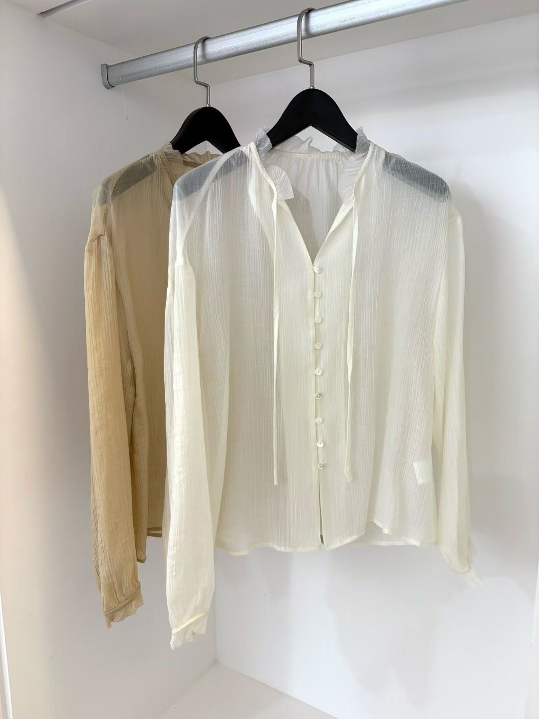 ZESTY OPEN NECK AIRY BLOUSE