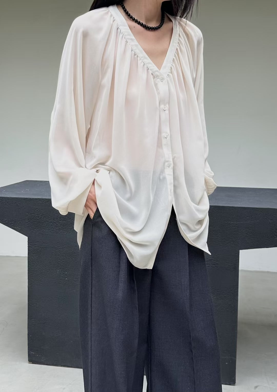 STREAM FLOW RELAXED BLOUSE