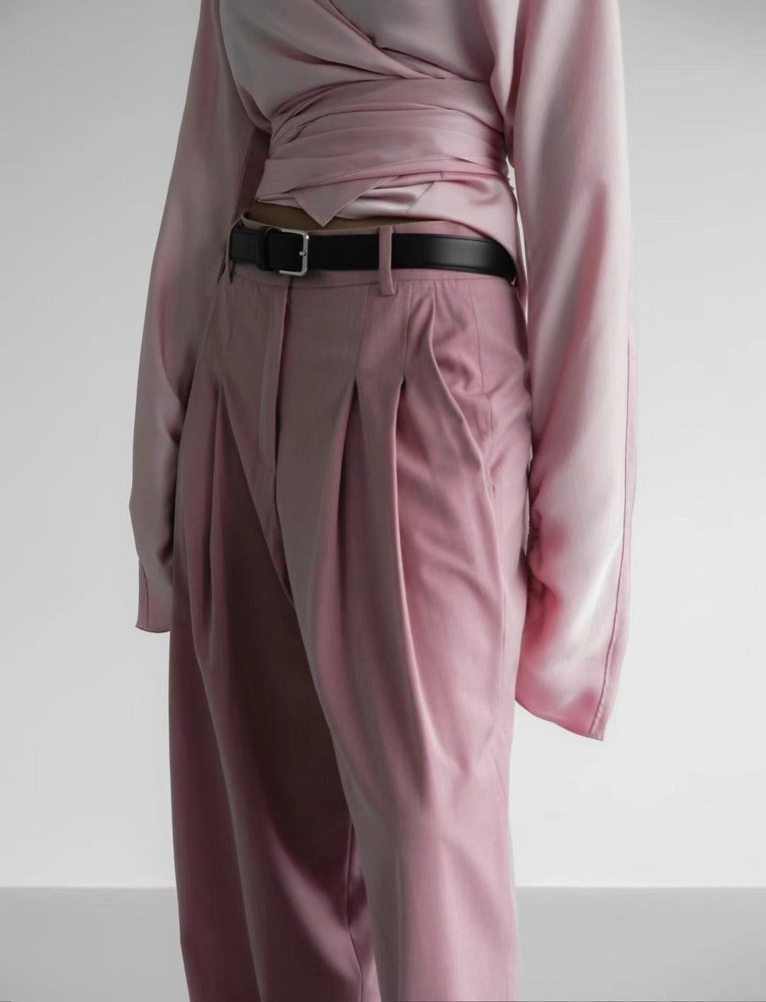 HIGH WAIST THIN TEXTURE TROUSER