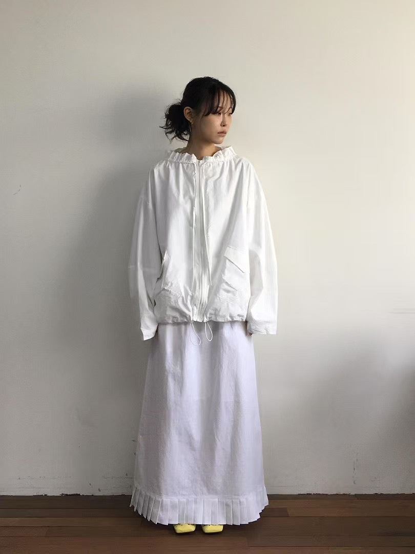 PLEAT END SKIRT