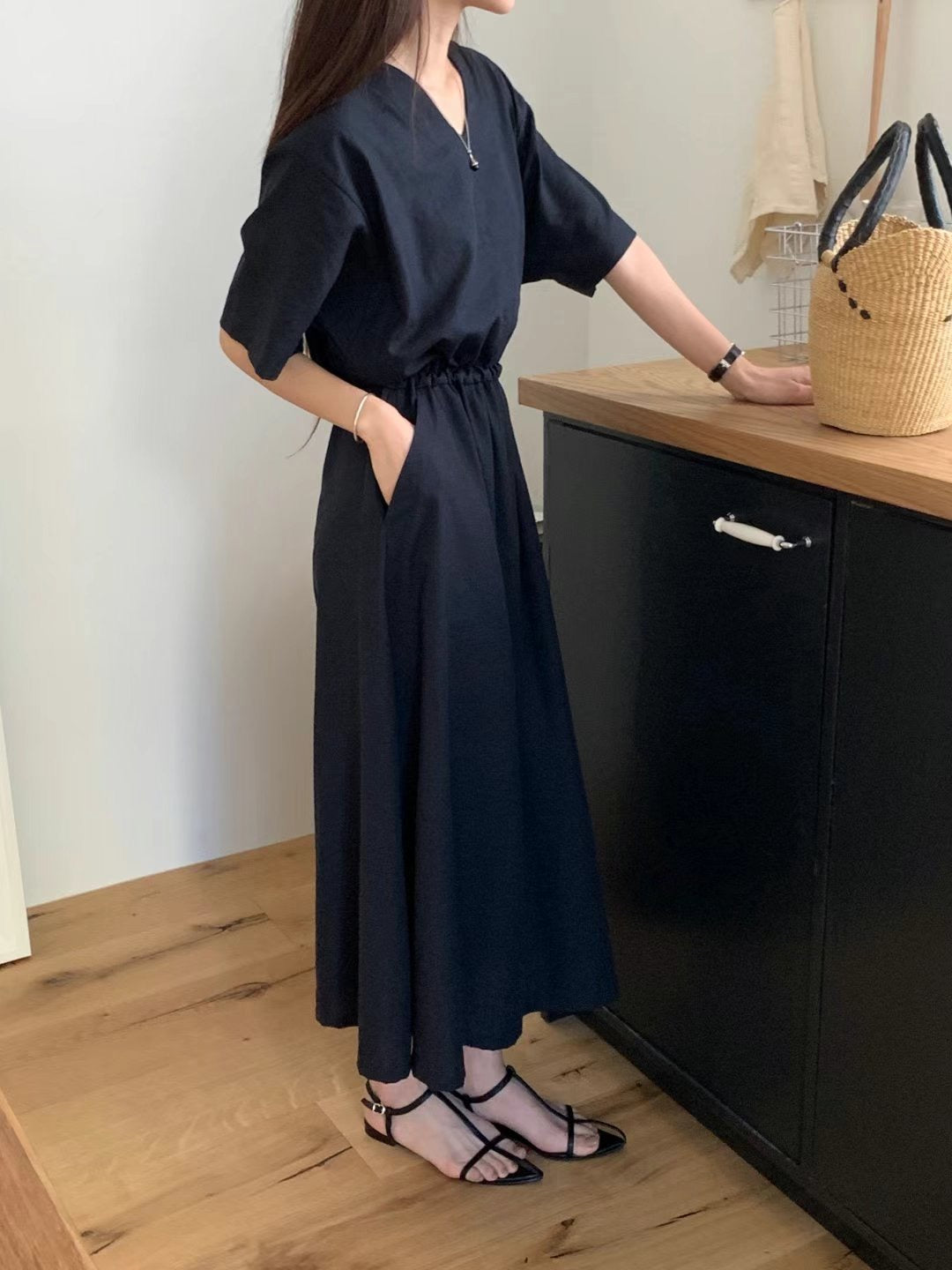 CASUAL CHARM MIDI DRESS