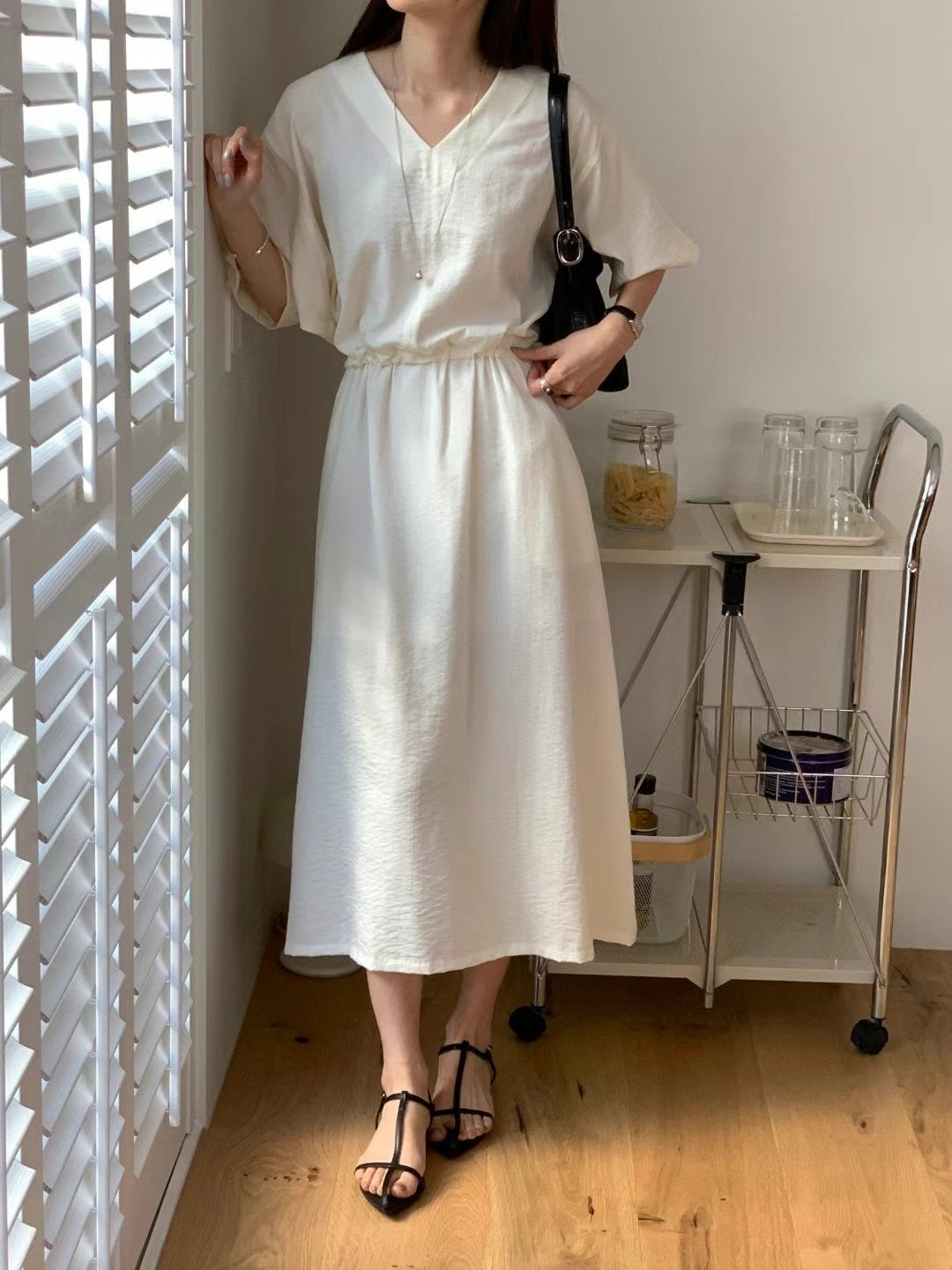 CASUAL CHARM MIDI DRESS