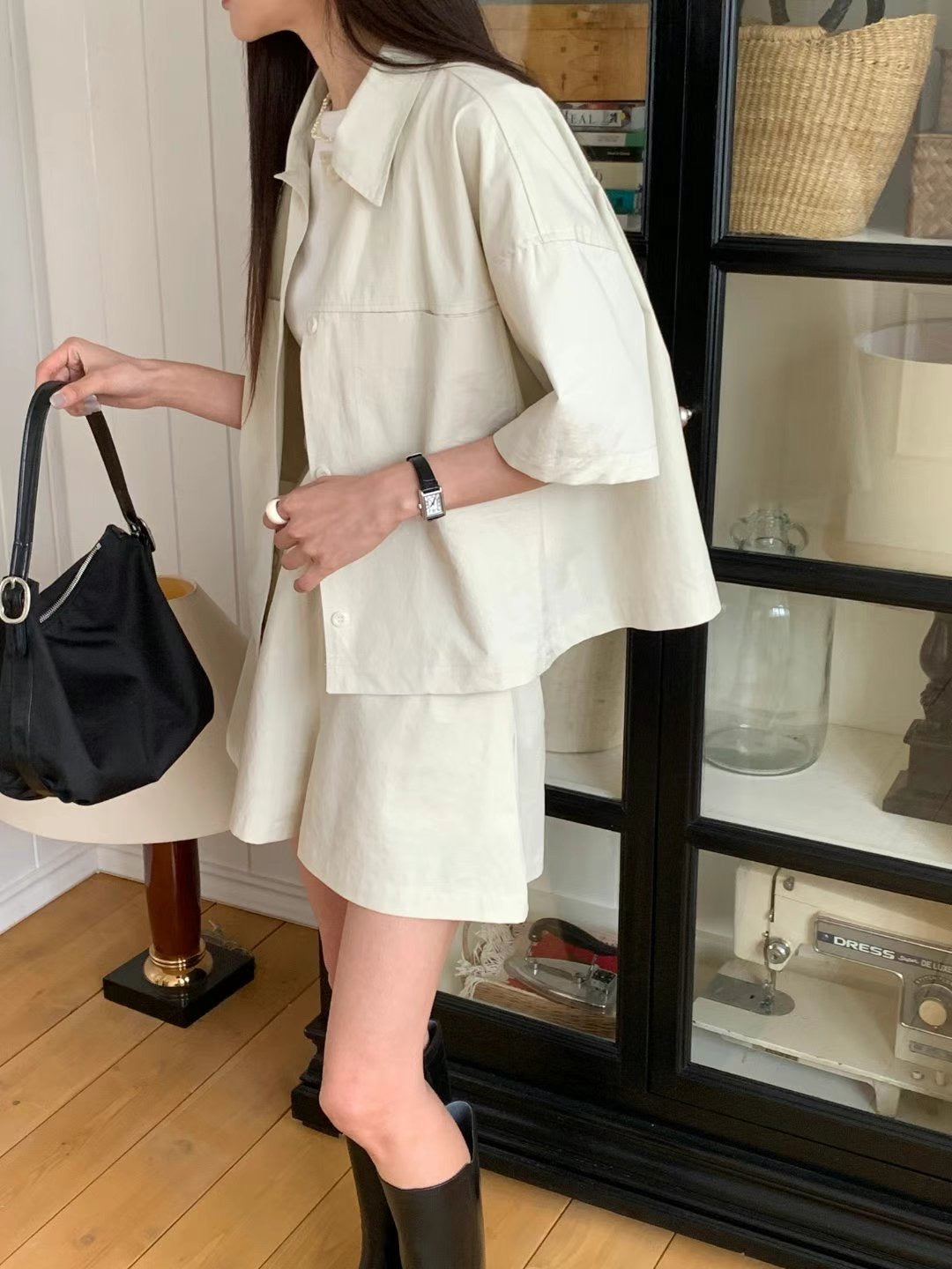 SIDE BUTTON SHORTS