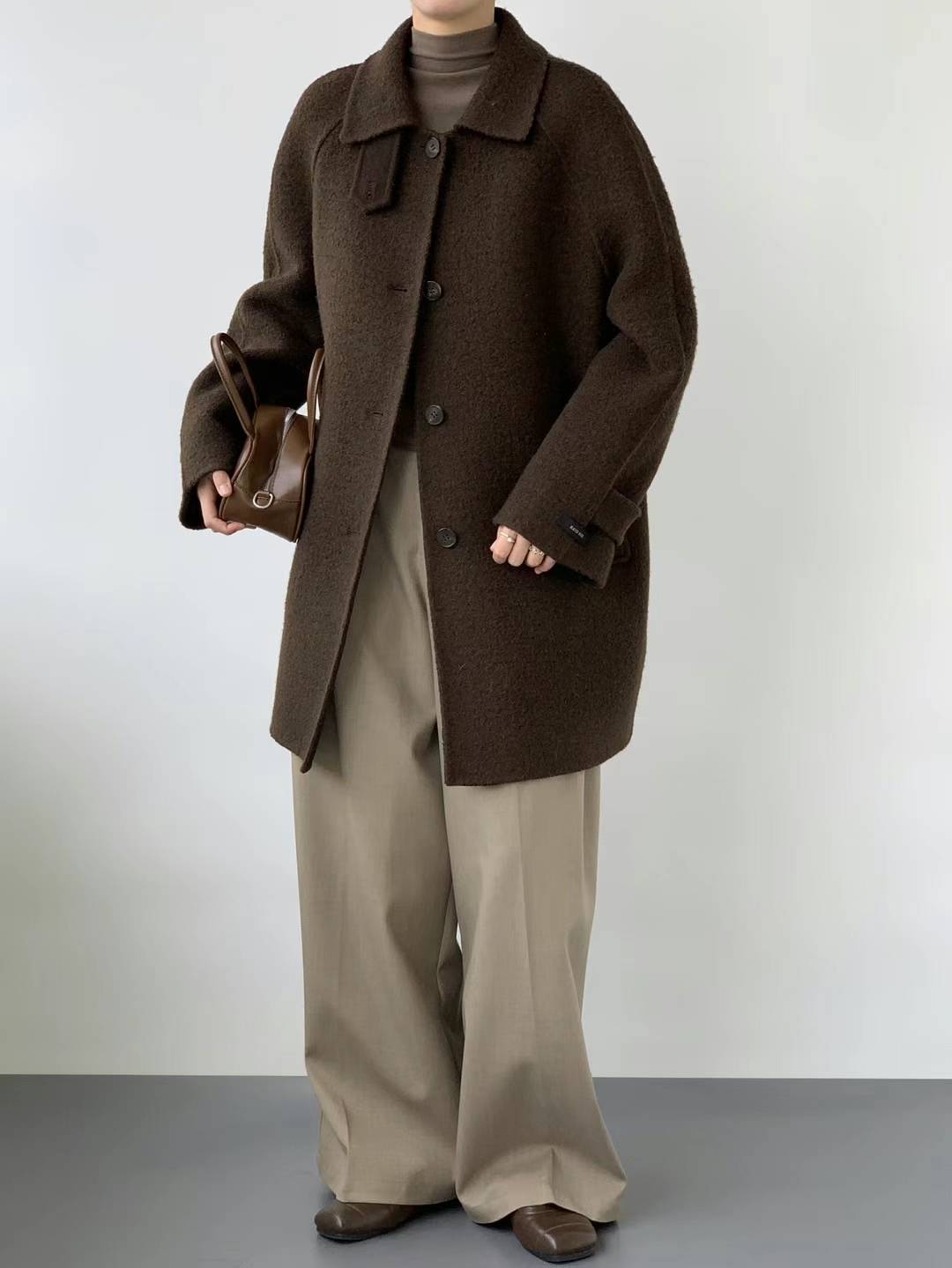 BUTTON UP WOOL BLENDED COAT