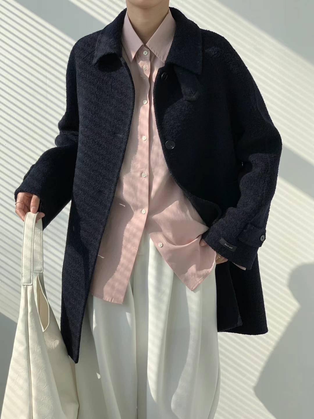 BUTTON UP WOOL BLENDED COAT