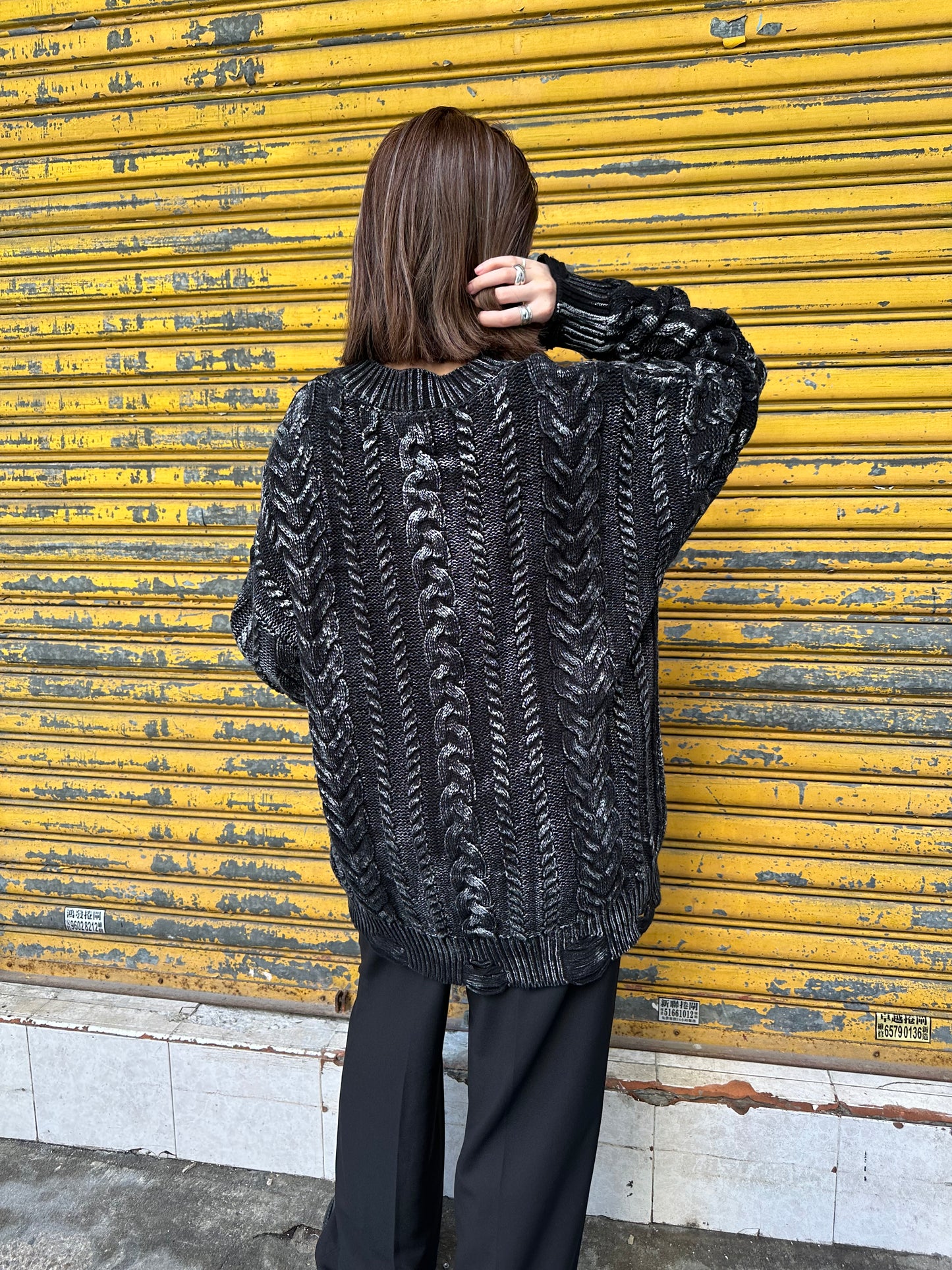 METALLIC PAINT CABLE KNITWEART