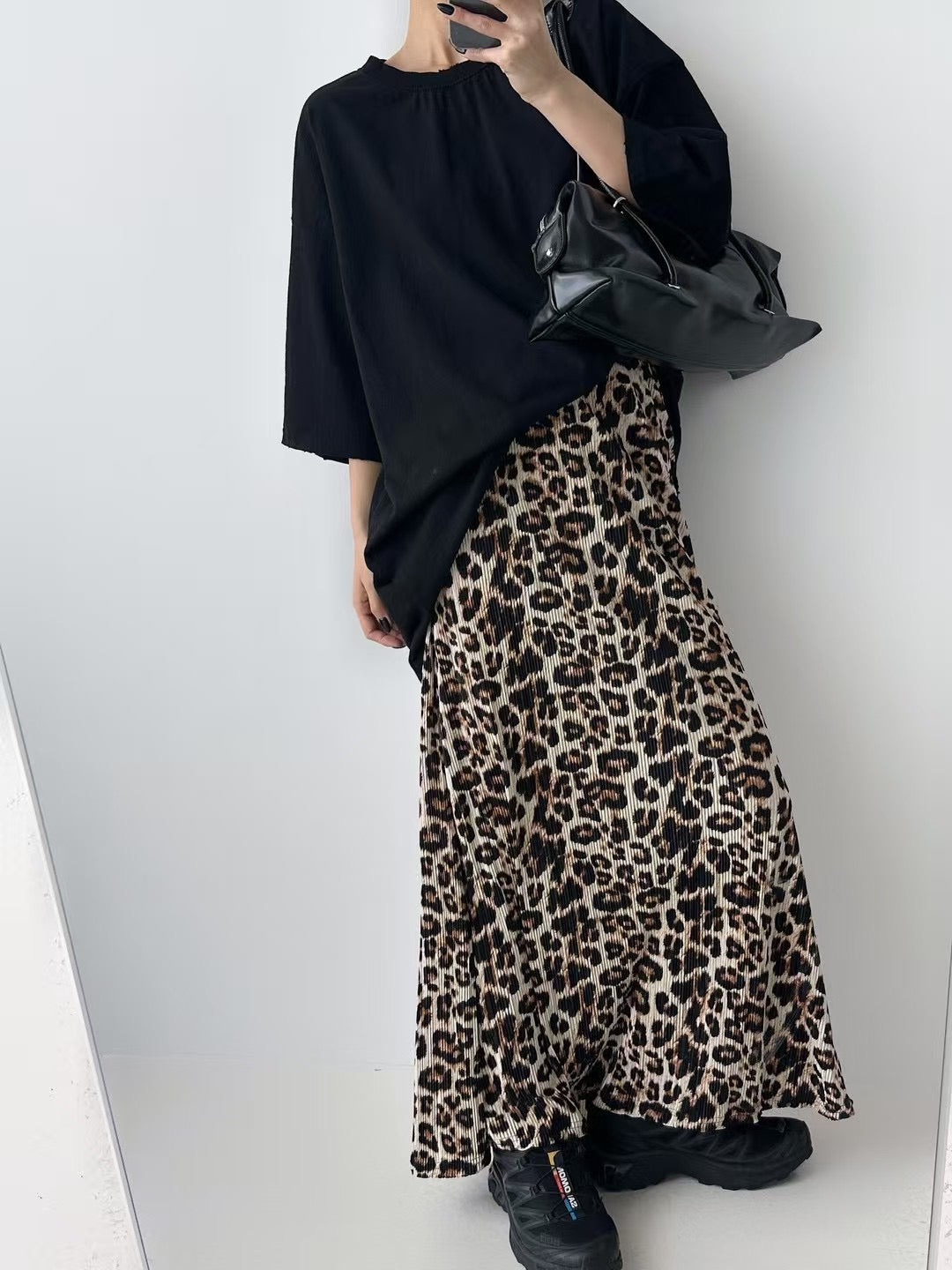 PLEAT FABRIC LEOPARD SKIRT