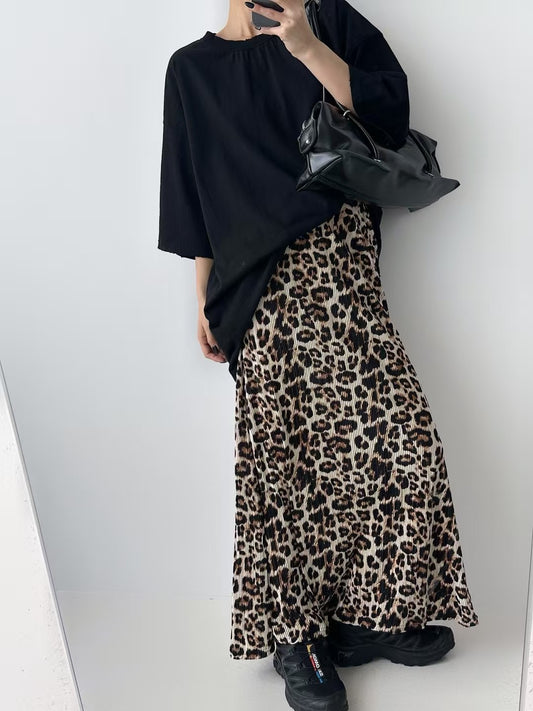 PLEAT FABRIC LEOPARD SKIRT