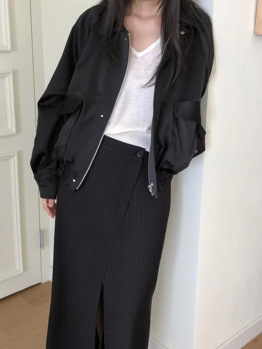 CROSS FLAP PINSTRIPES SKIRT