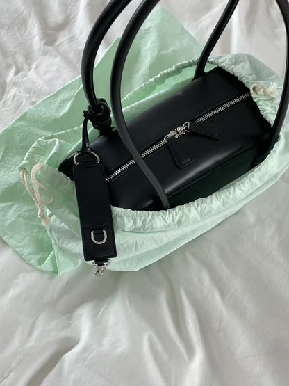 CALF LEATHER BAGUETTE BOXY HANDLE BAG