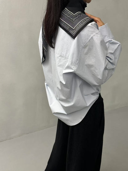 TIMELESS V NECK SHIRT