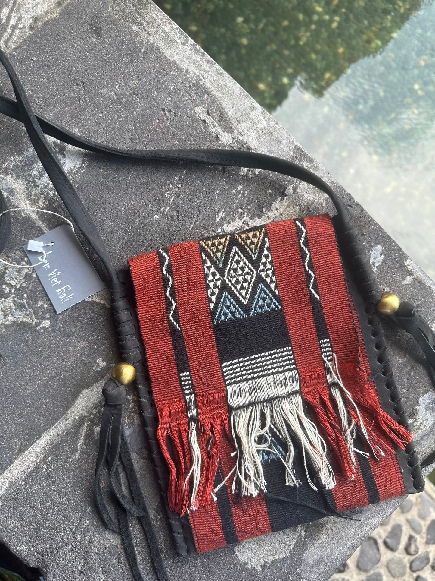 HANDWOVEN RETRO TASSEL SUEDE CROSSBODY BAG