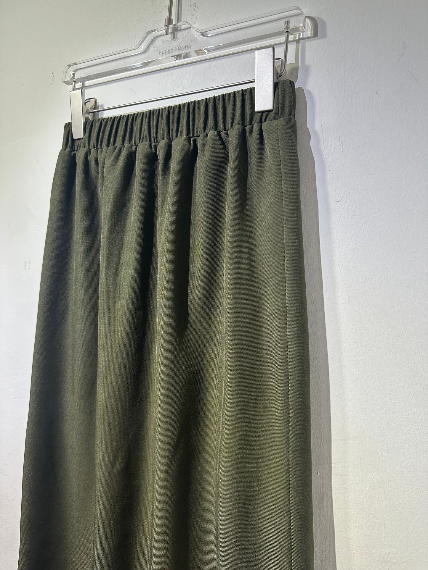 • FUSSY MADE • SLIM FIT PENCIL SKIRT