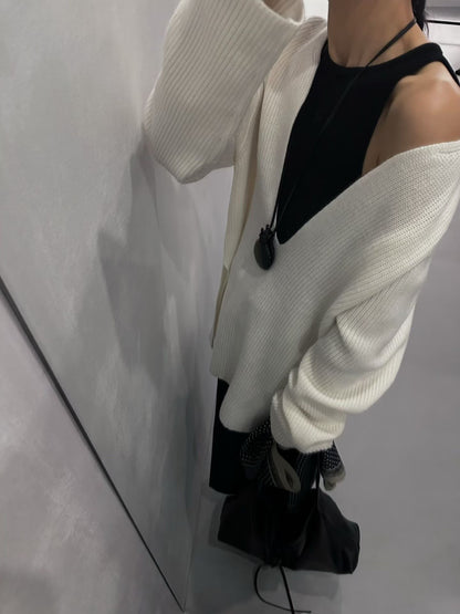 RELAXED DEEP V KNIT PULLOVER