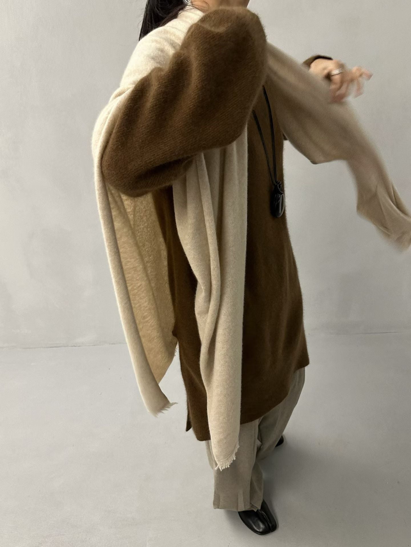 COZY CASHMERE DRAPE FRINGE SHAWL