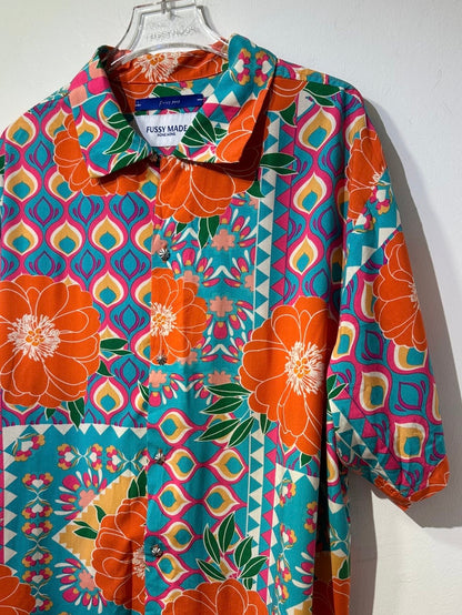 • FUSSY MADE • VIBRANT TROPICAL FLORAL SHIRT
