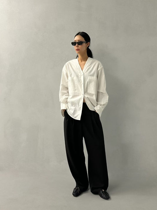 TIMELESS V NECK SHIRT