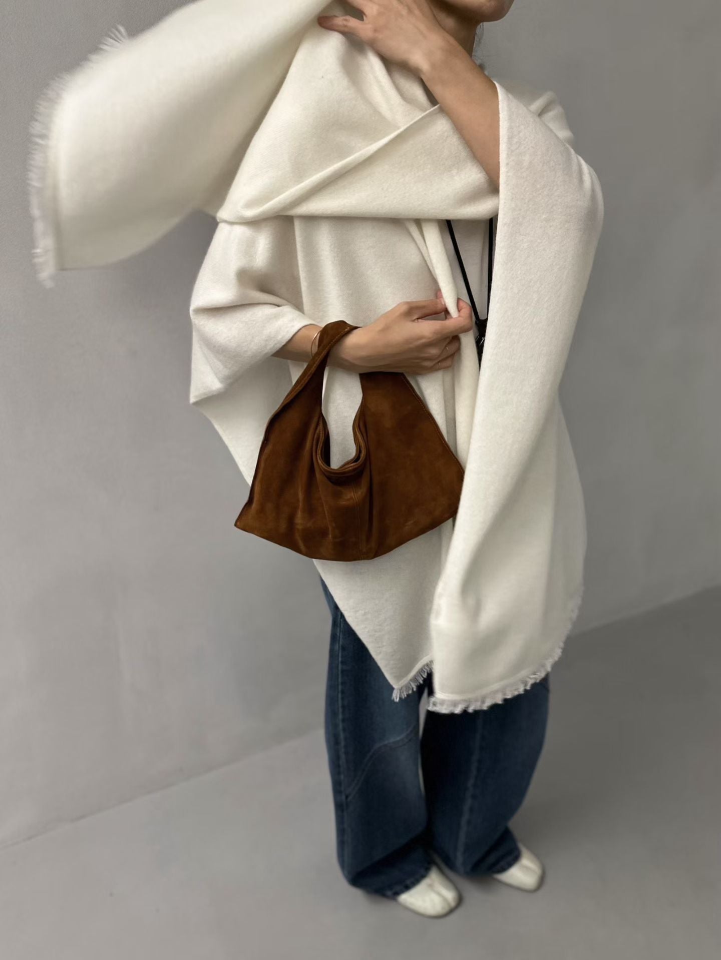 COZY CASHMERE DRAPE FRINGE SHAWL