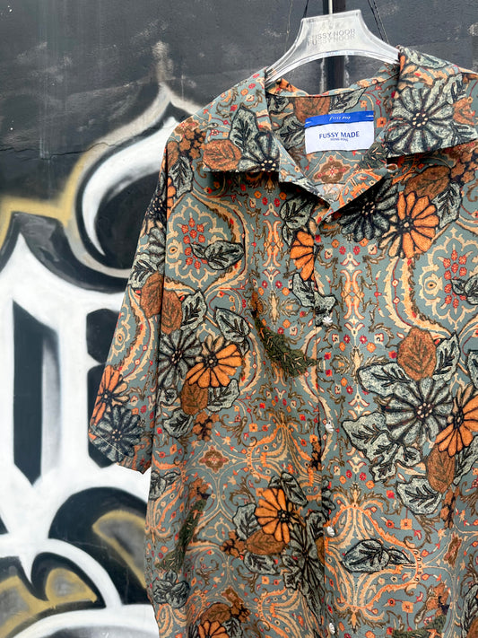 • FUSSY MADE • RETRO BROWN LEAVES PRINTED SHIRT