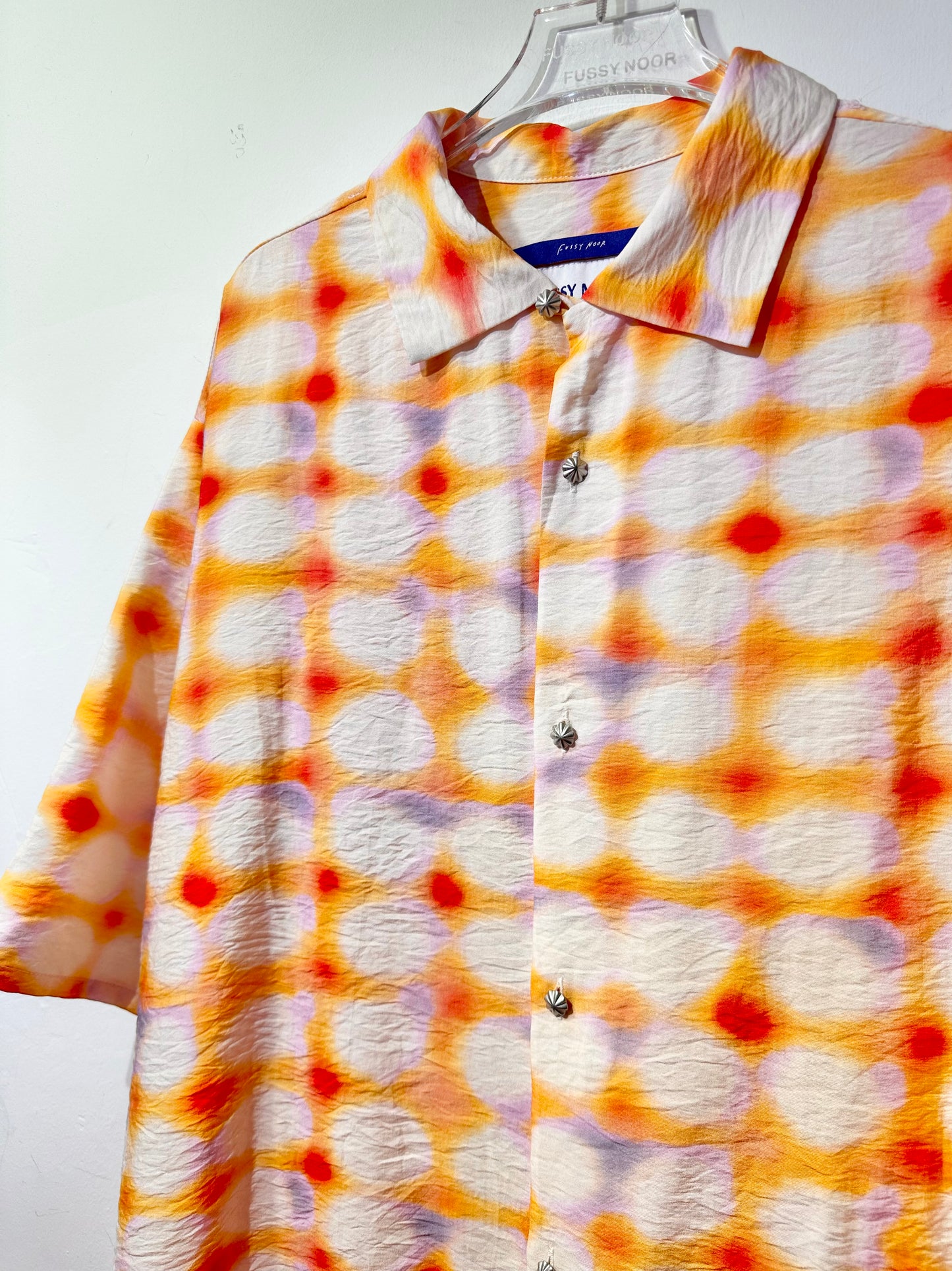 • FUSSY MADE • CHEERFUL ORANGE SHIBORI PRINTED SHIRT