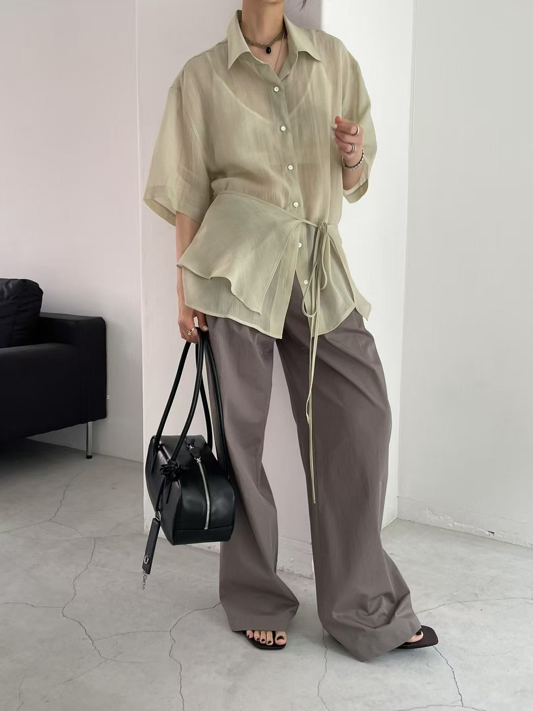 FLOWY WAIST STRAP SHIRT