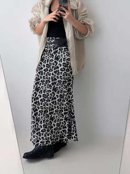 PLEAT FABRIC LEOPARD SKIRT