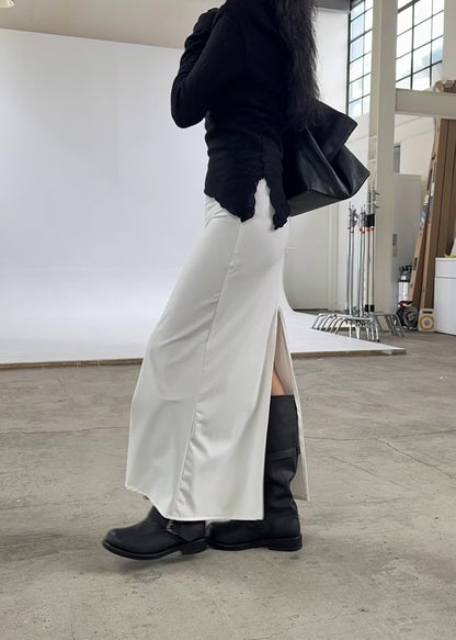 MUST HAVE SLIM SKIRT