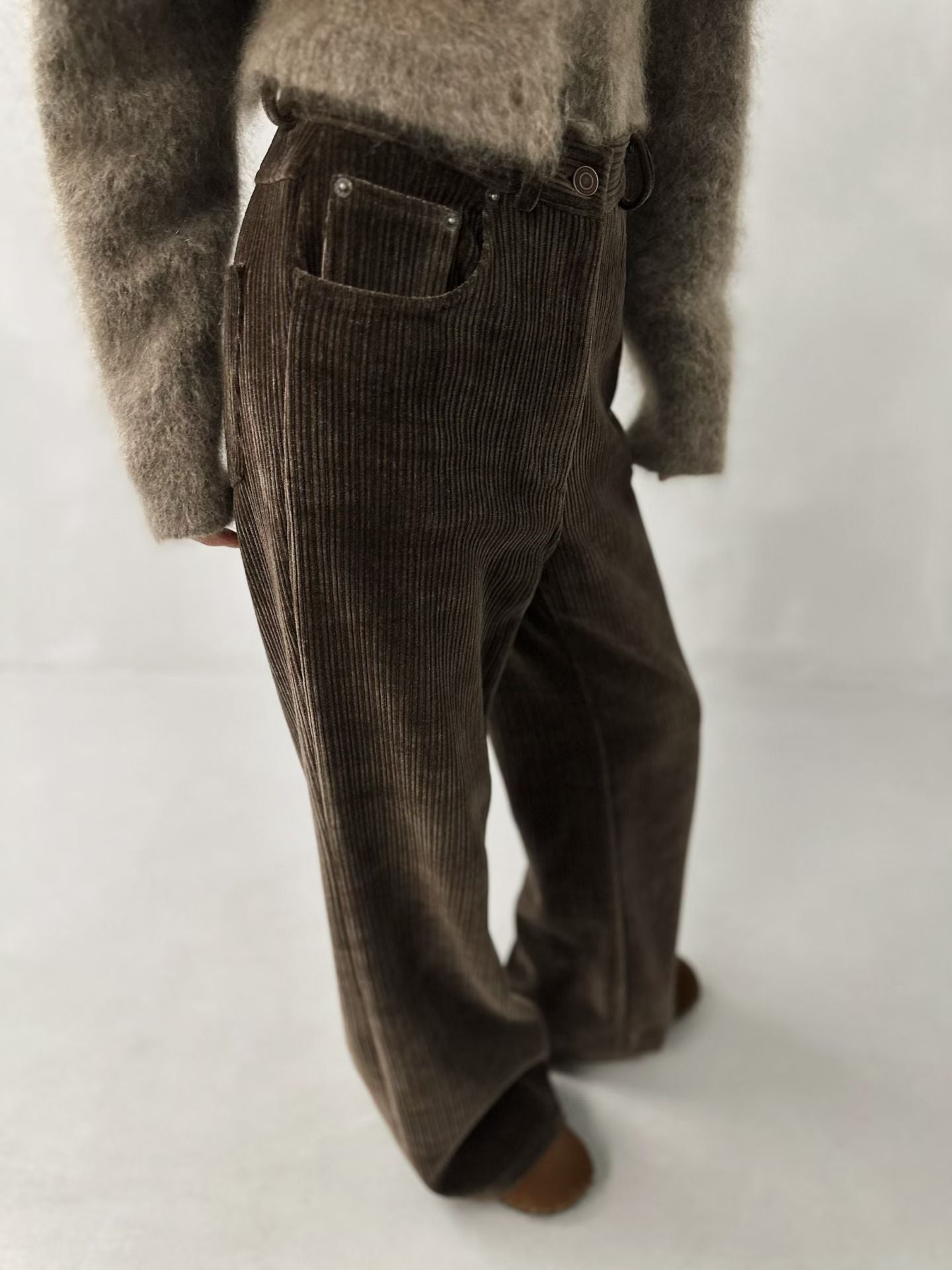 WIDE-LEG CORDUROY FLARED PANTS
