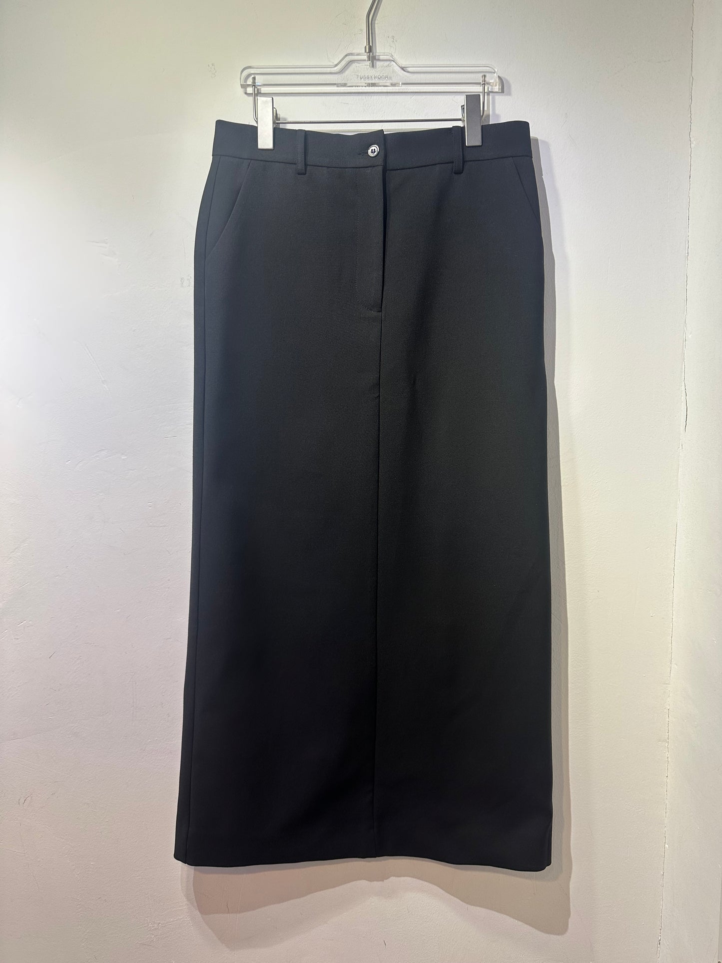 • FUSSY MADE • ELEGANT FIT PENCIL SKIRT