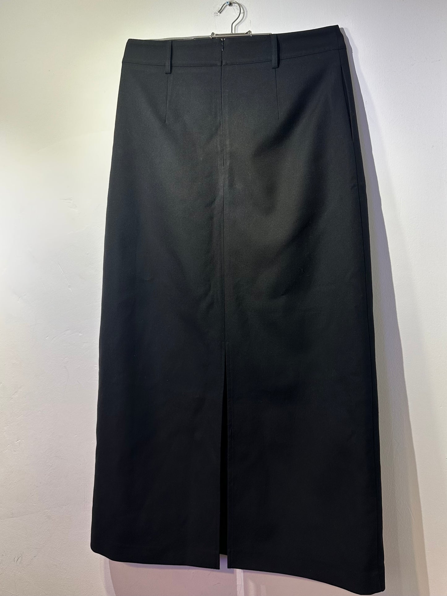• FUSSY MADE • BLACK SUIT SKIRT