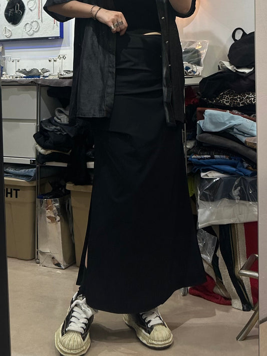 ABSTRACT WAVY PLEAT SKIRT