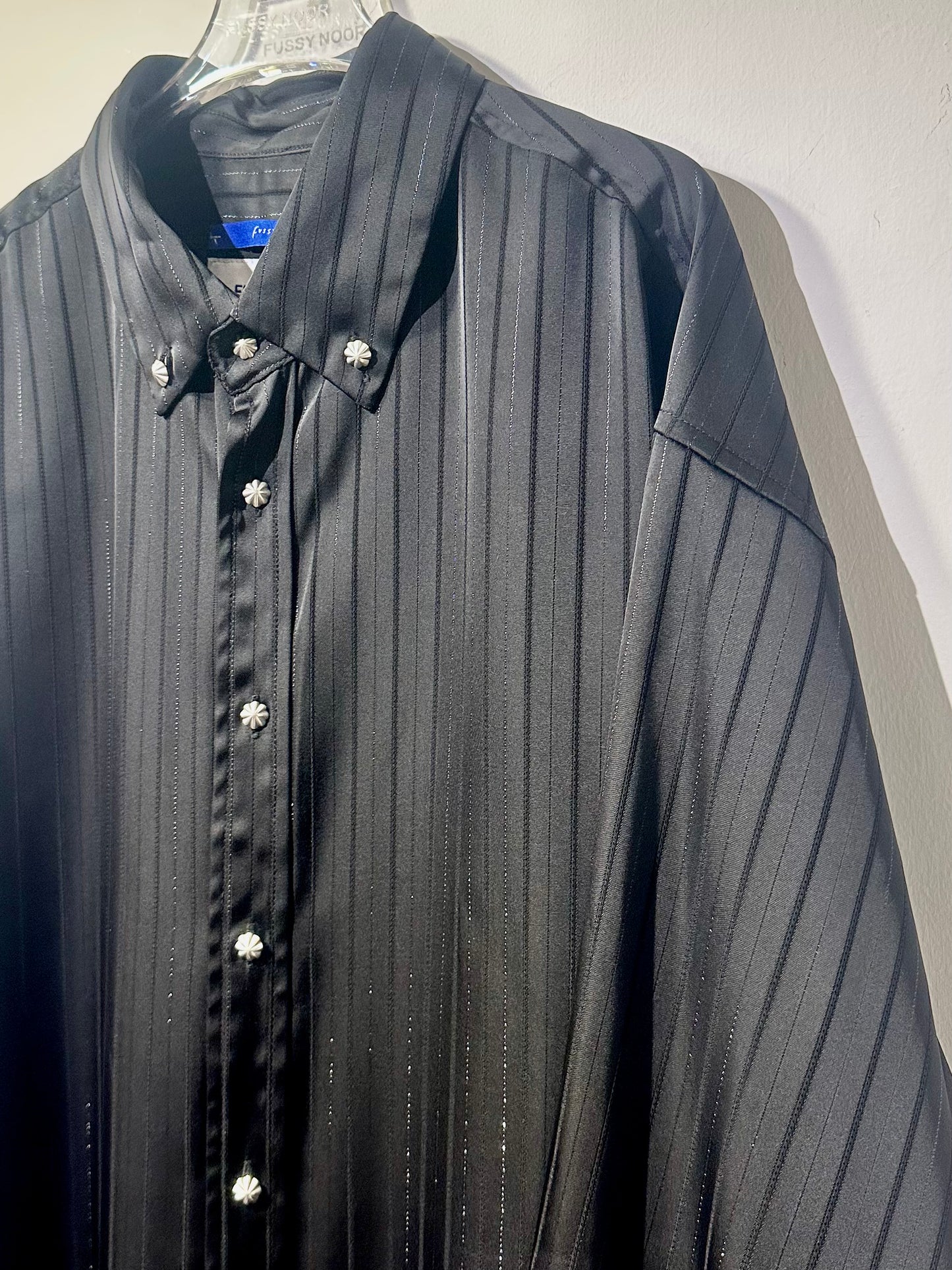 • FUSSY MADE • SILKY BLENDED VER STRIPES SHIRT