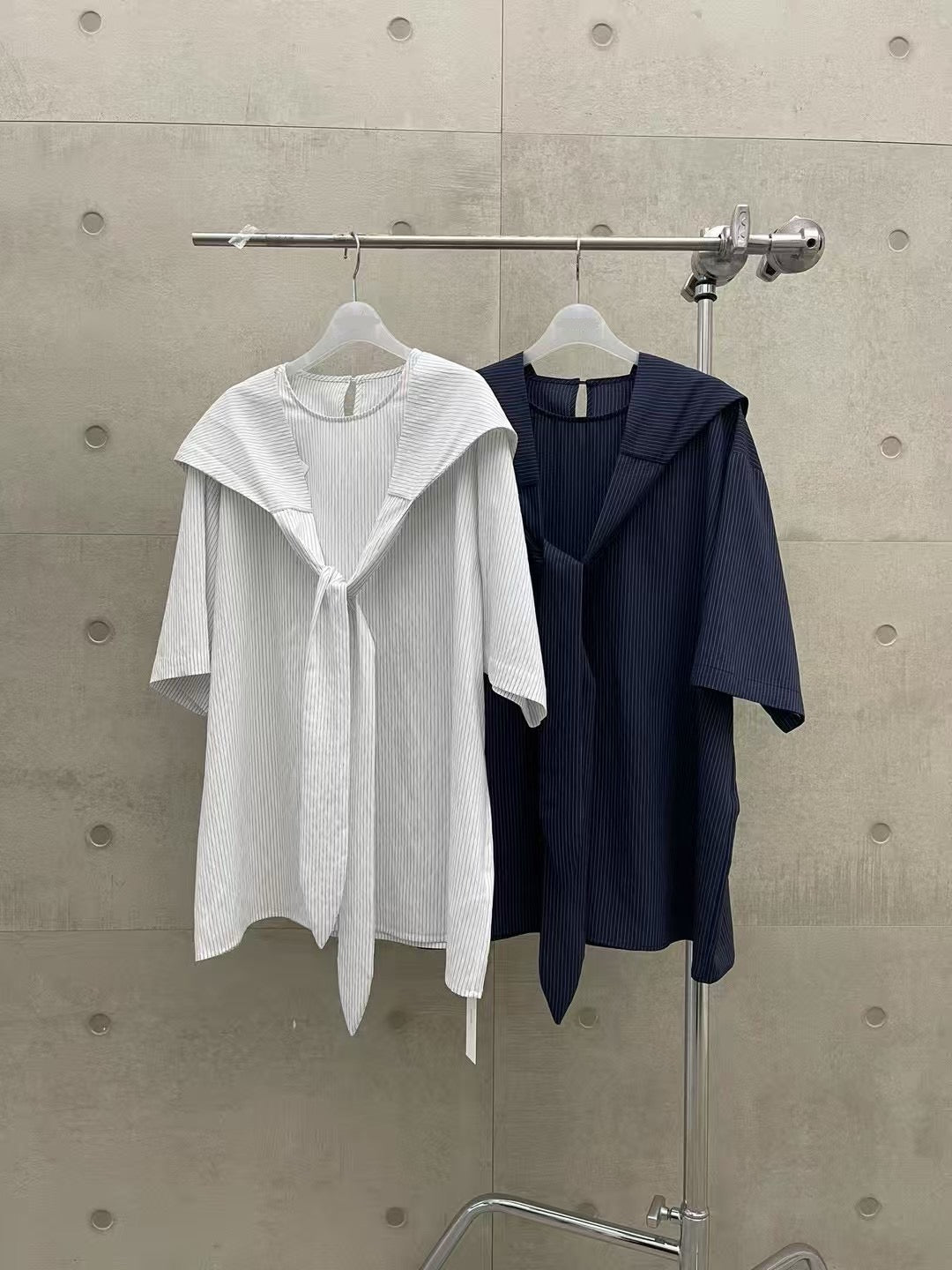 TRIANGLE SHAWL BLOUSE
