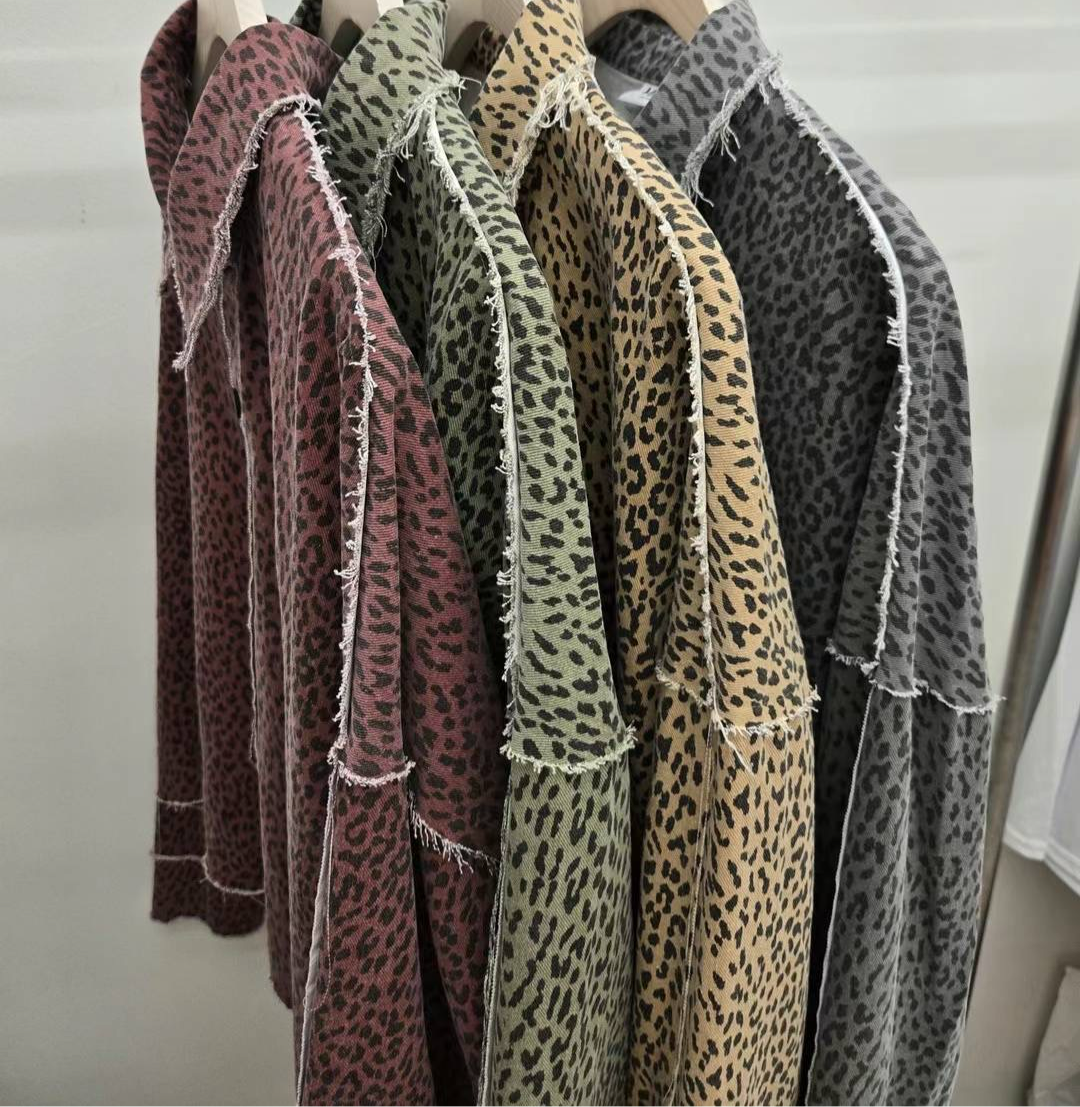 LEOPARD CROP JACKET