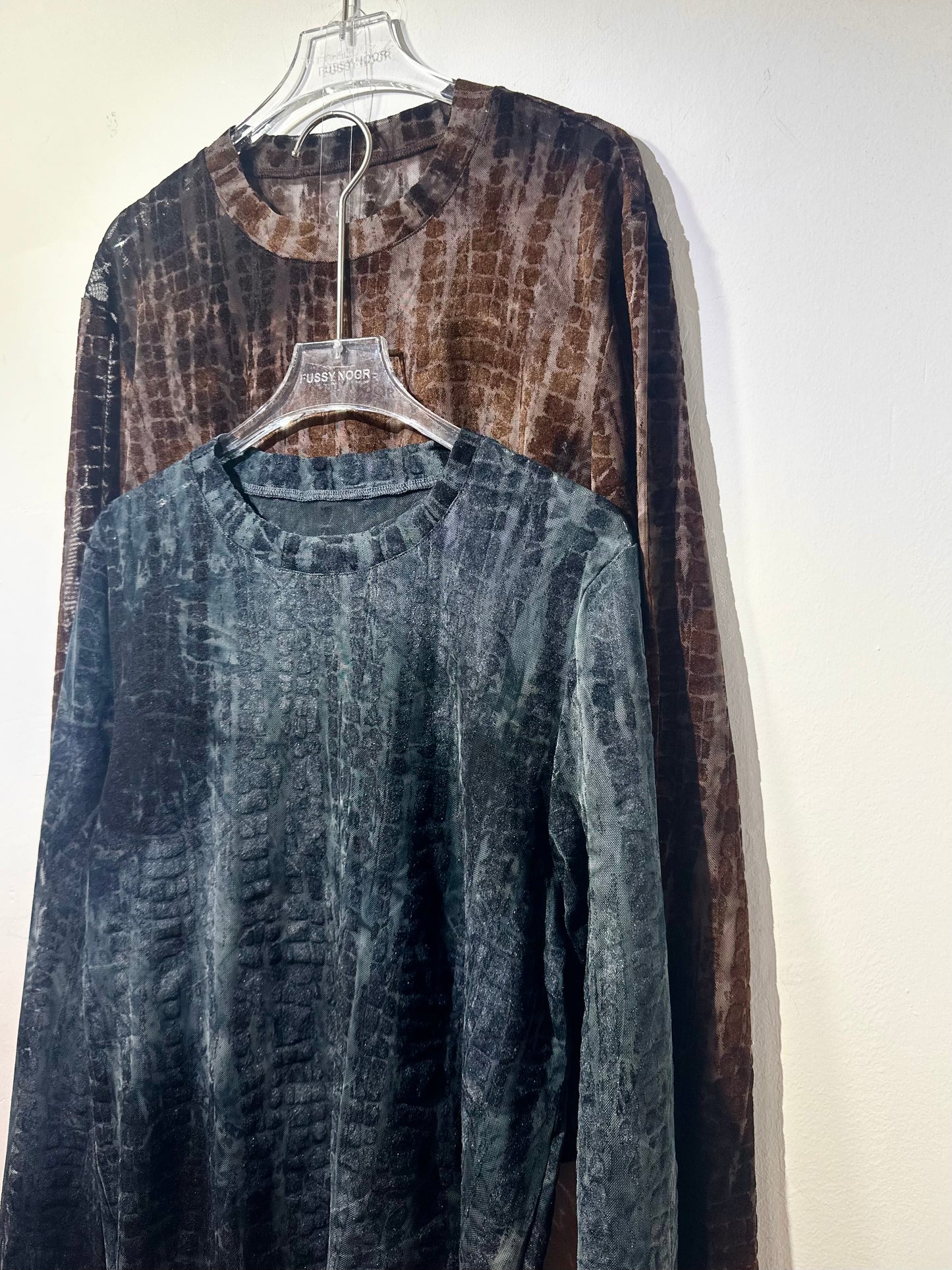 • FUSSY MADE • FILMY CROC VELOUR TOP