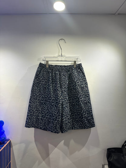 • FUSSY MADE • RELAXED CHINO SHORTS