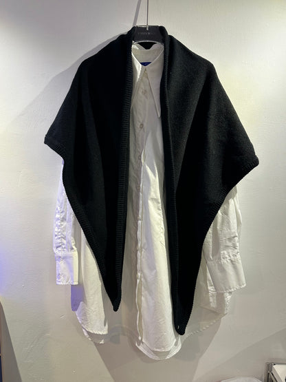 *0* TRIANGULAR KNIT SHAWL
