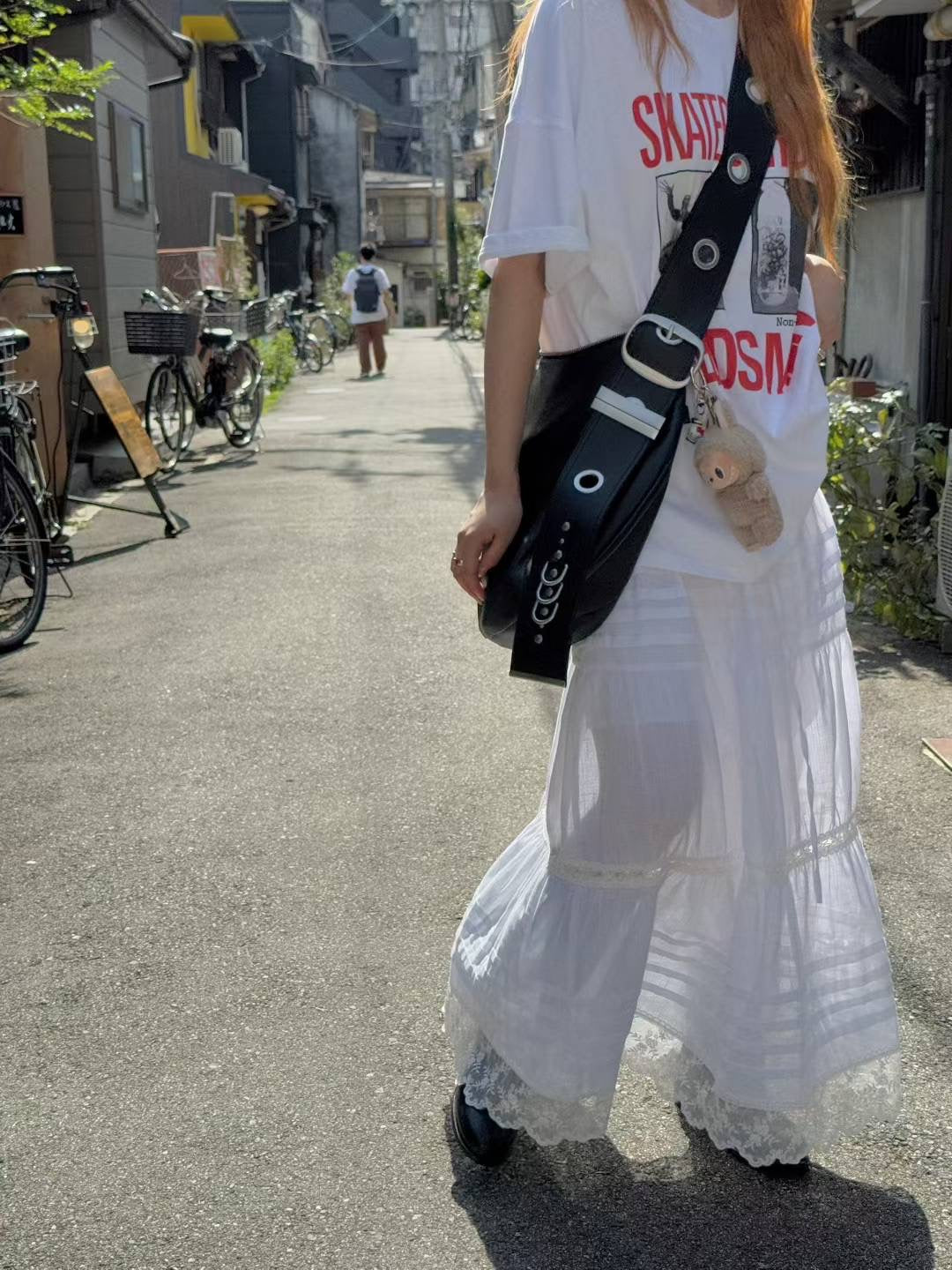SKATE TEE