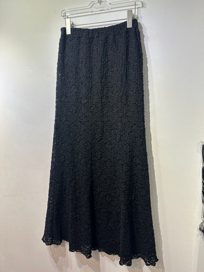 LACE TIDE WAVY SKIRT