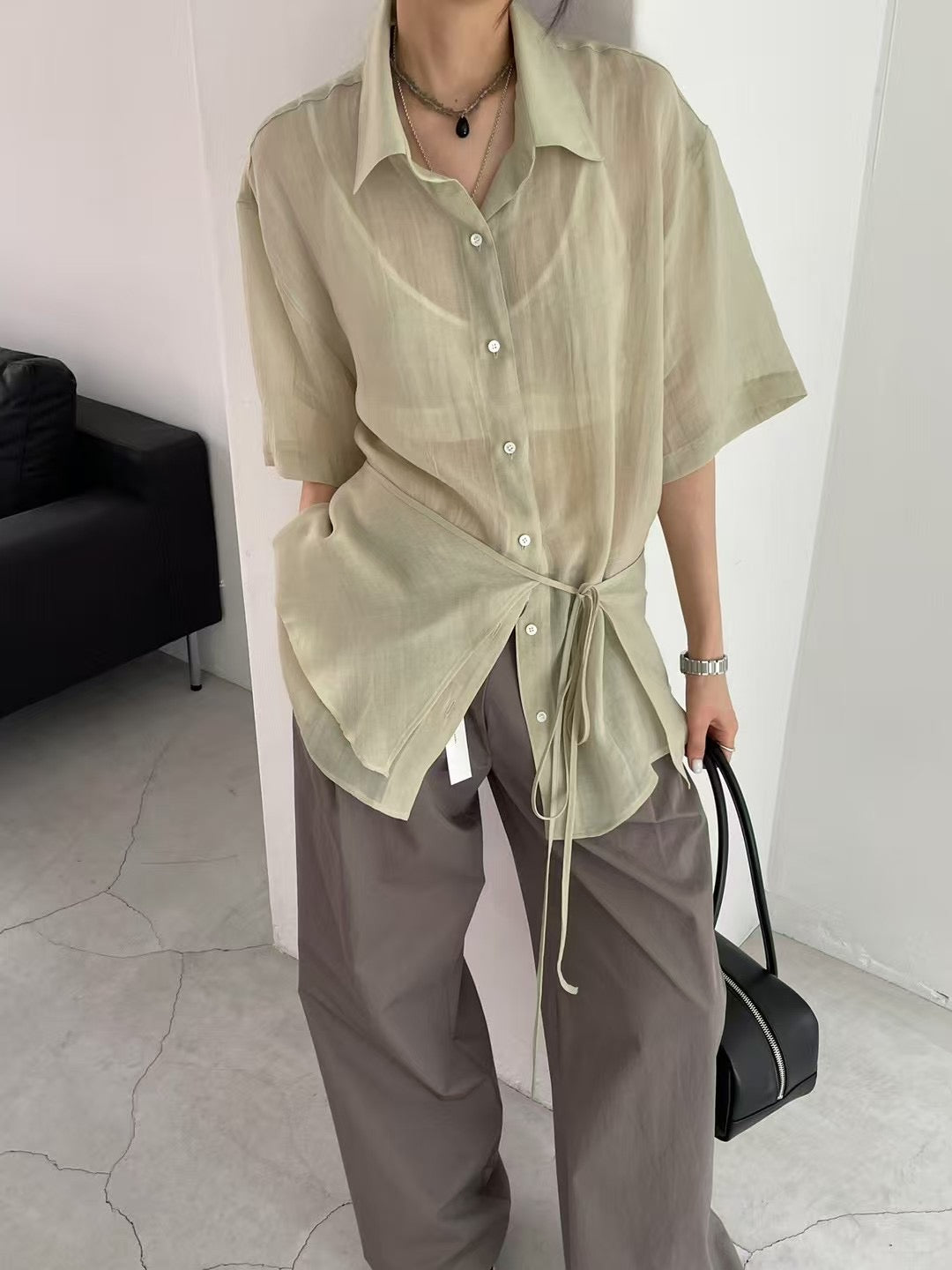 FLOWY WAIST STRAP SHIRT