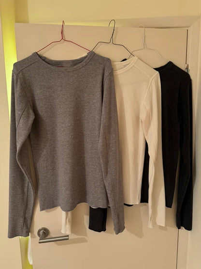 HAND SLEEVES BASIC TEE