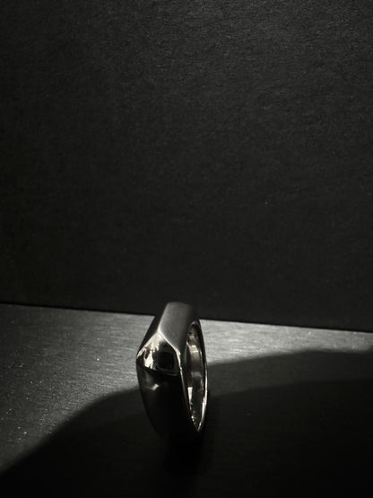 925 HANDMADE TRIANGLE STUD RING